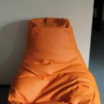 Säkkituolit Logolla – näidispilt