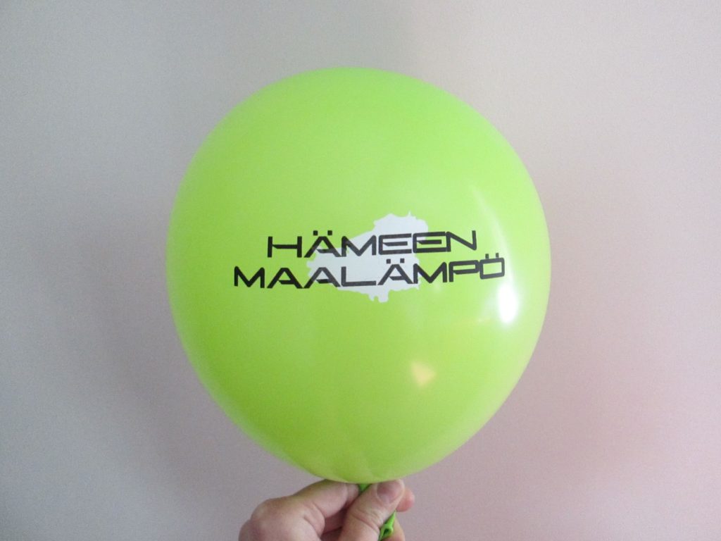 logoga õhupall
